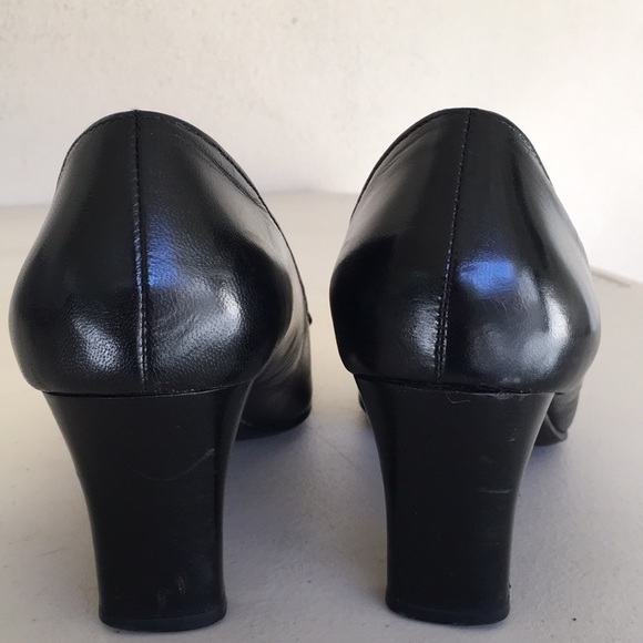 LIZ CLAIBORNE SHOES. - Picture 5 of 7